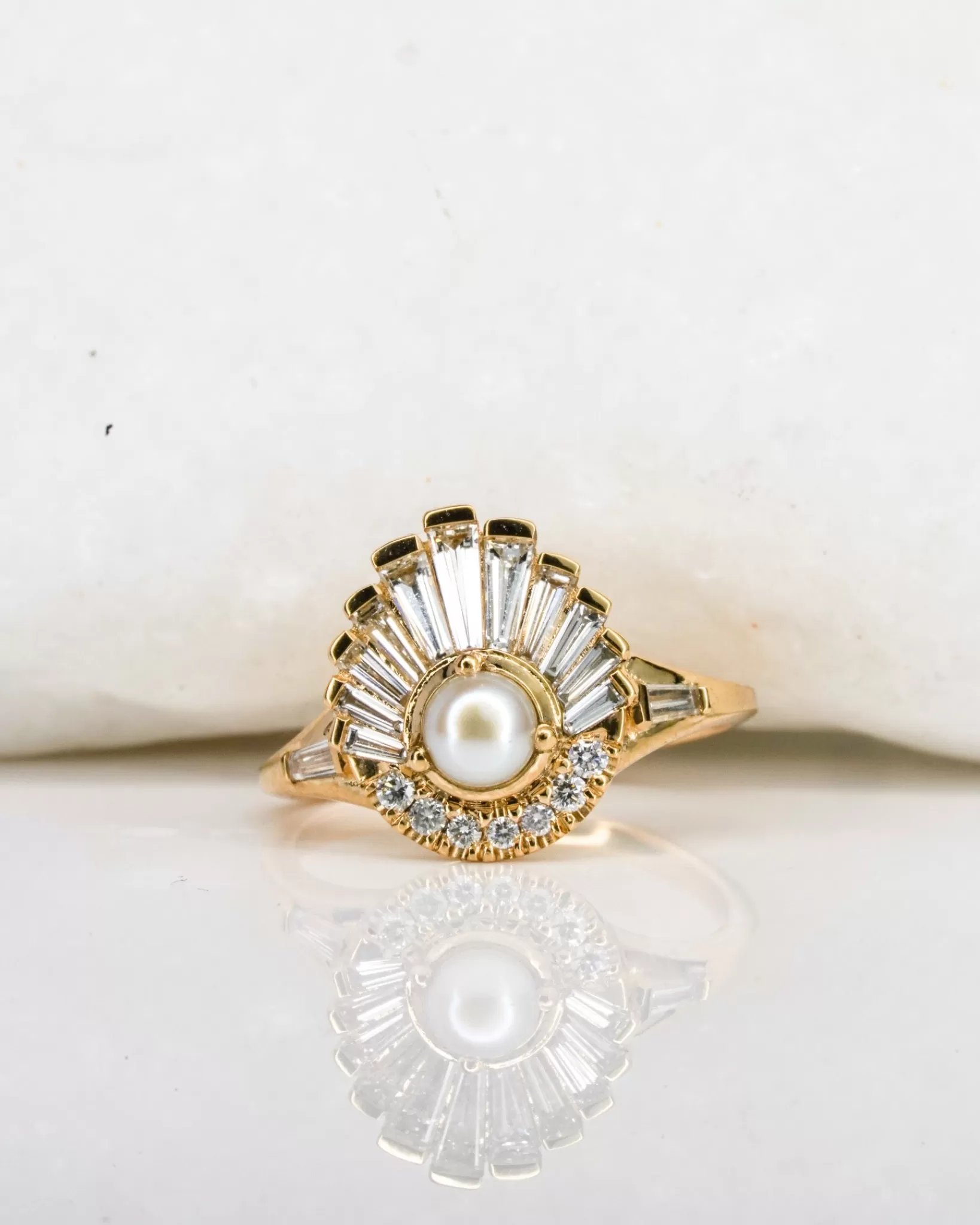 Best Sale Artëmer Artemer Pearl & Diamond Shell Ring