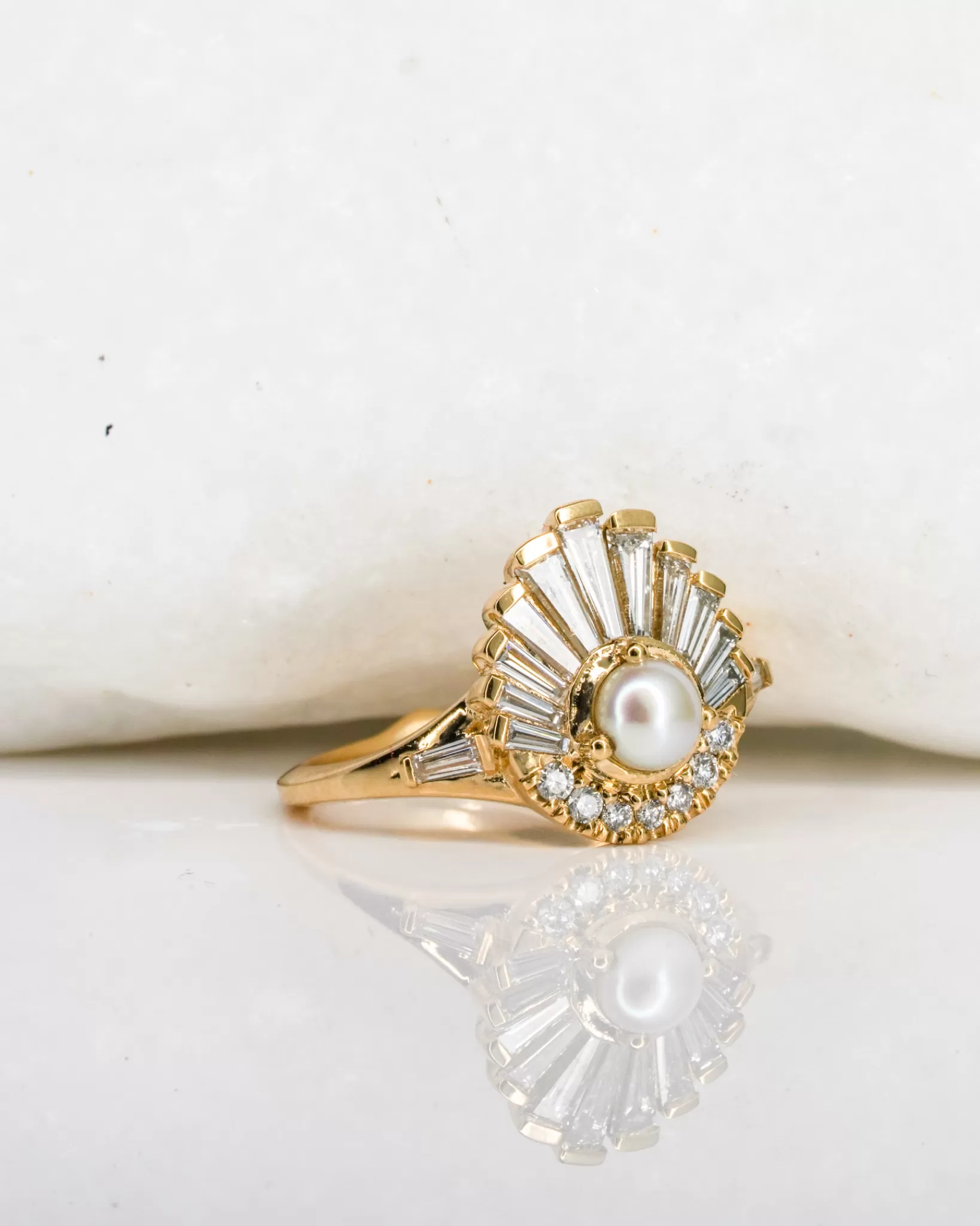 Best Sale Artëmer Artemer Pearl & Diamond Shell Ring