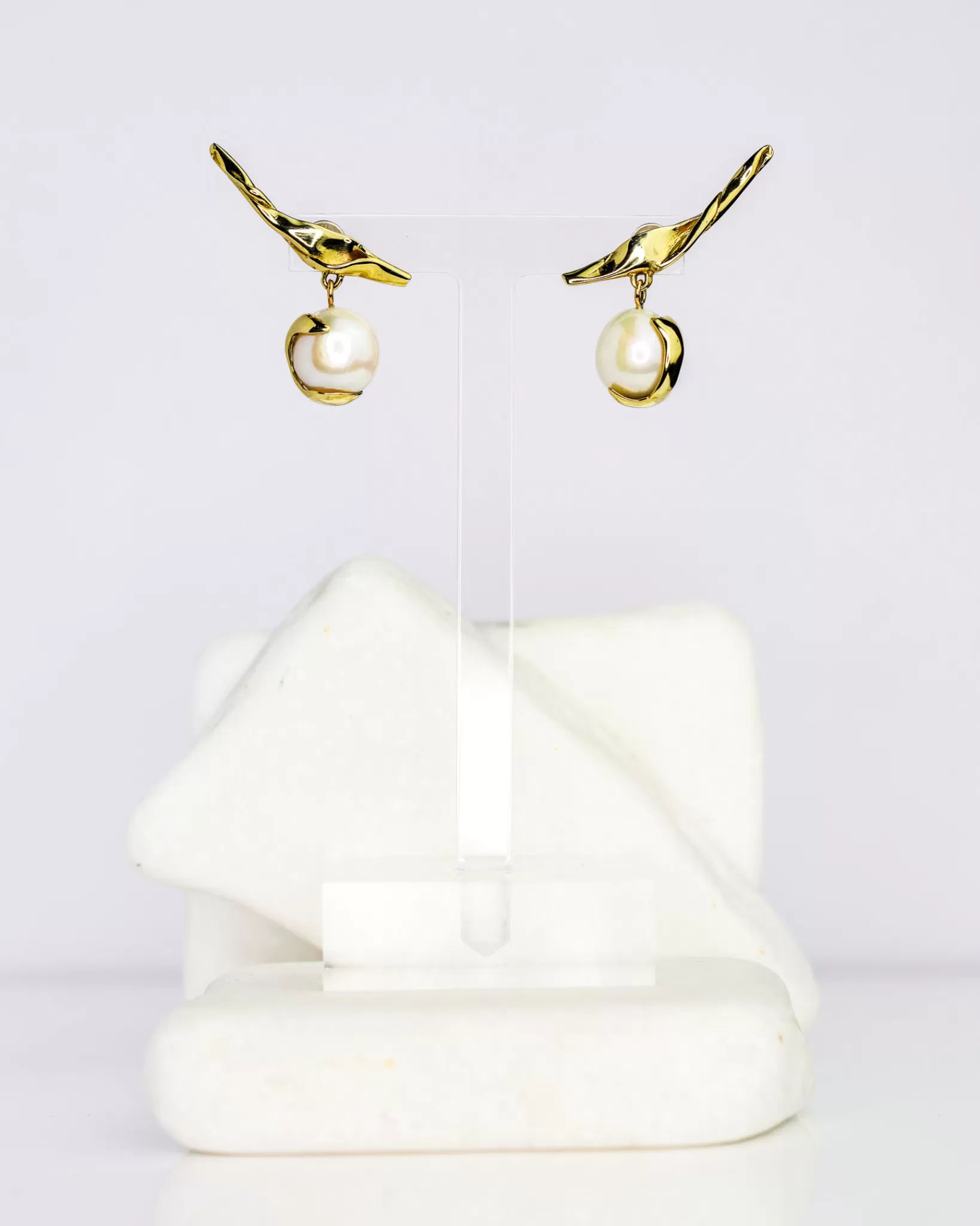 Flash Sale Faris Pomme Twist Earrings