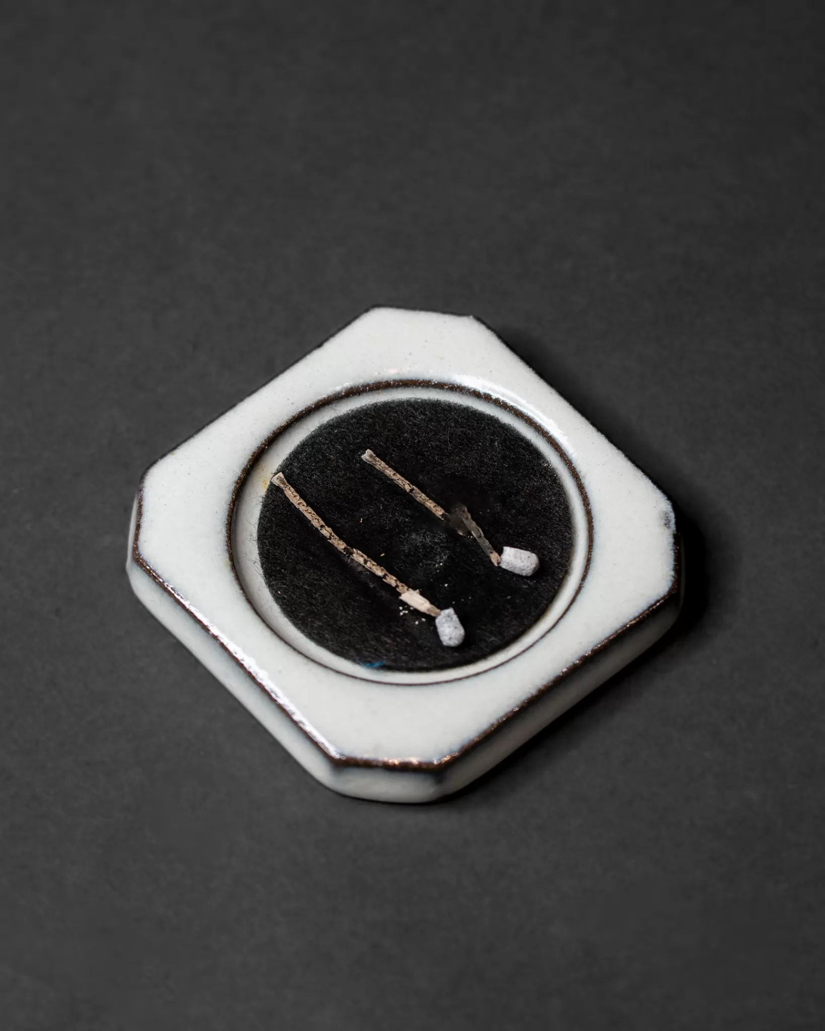 Clearance hibi Tamba Incense Tray - Octagon White