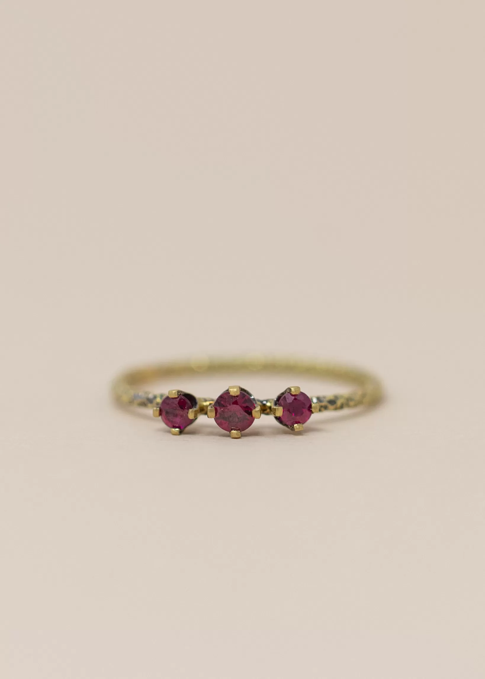 Sale Satomi Kawakita Jewelry Satomi Kawakita Homespun Three Stone Ruby Ring